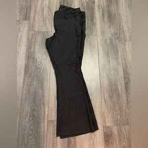 Black Pinstripe Maurices Dress Pant/Slacks (18R)